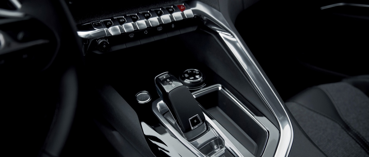Peugeot 3008 SUV - Piano Keys